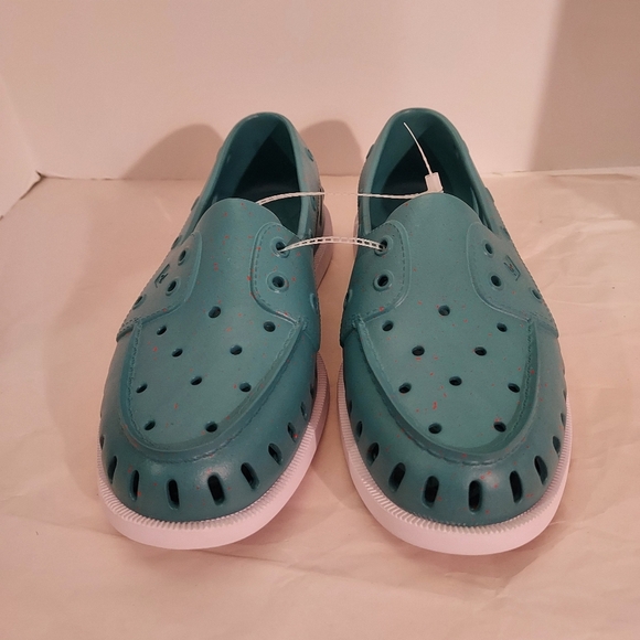 NWOT Sperry Authentic Original Blue Red Specs Float Water Shoes in Size 9M - Picture 1 of 9